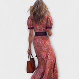Vestido maxi rosa elegante con mangas cortas
