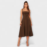 Upanje - vestido rosa con detalle de abertura