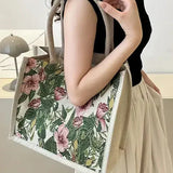 Taila Bolsa de Yute con Estampado Floral y Diseño Ecológico
