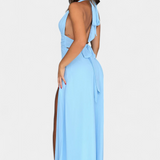 Latisha Vestido de Cuello Halter y Gran Abertura