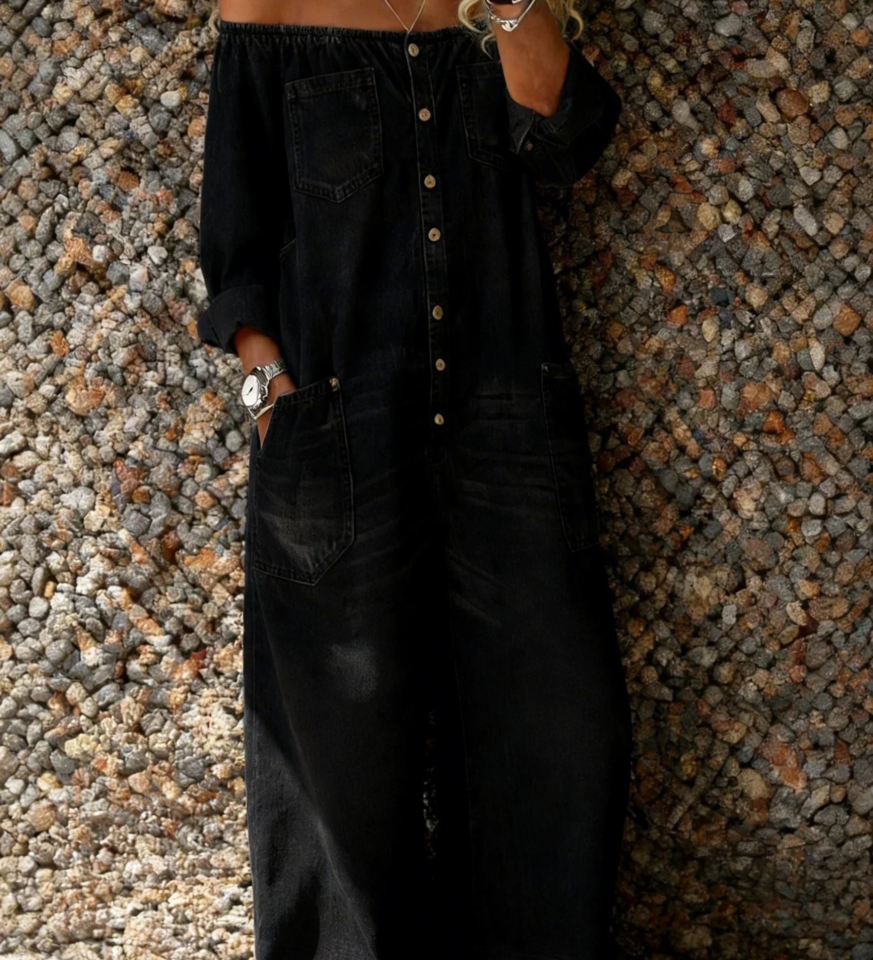 Noa | Mono de denim con escote de hombro descubierto