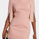 Reece Vestido Midi con Perlas y Cuello Redondo